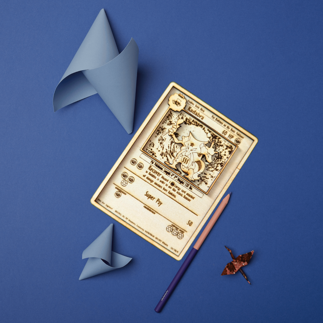 Carta Pokémon Kadabra in Legno Multistrato con Incisione Laser 🔮