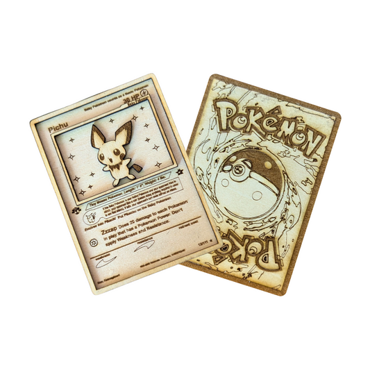 Carta Pokémon Pichu in Legno Multistrato con Incisione Laser ⚡🌲