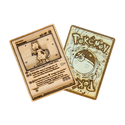 Carta Pokémon Mewtwo Multistrato in Legno con Incisione Laser 🧠✨