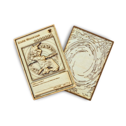 Mago Nero in Legno: la Carta Yu-Gi-Oh! con Incisione Laser Multistrato 🪄✨