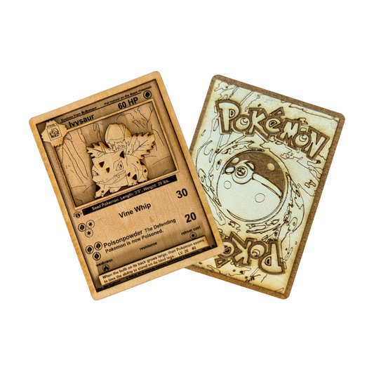 Carta Pokémon Ivysaur Multistrato in Legno con Incisione Laser 🌿✨