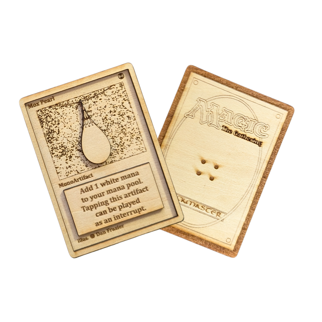 Carta Magic: The Gathering Mox Pearl ⚪ in Legno - Incisione Laser