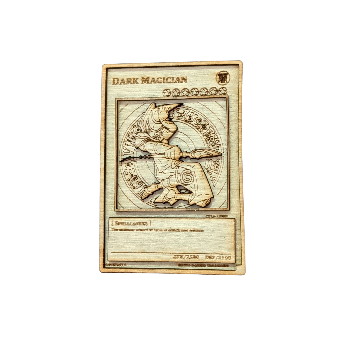 Mago Nero in Legno: la Carta Yu-Gi-Oh! con Incisione Laser Multistrato 🪄✨