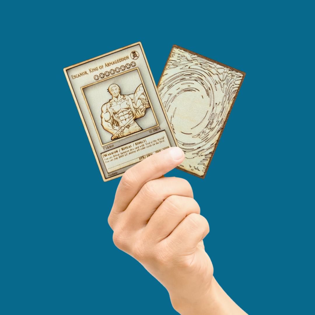 Escanor × Demise, Re dell’Armageddon – Carta Yu-Gi-Oh! Crossover in Legno – Collab OricasWorld 🔥