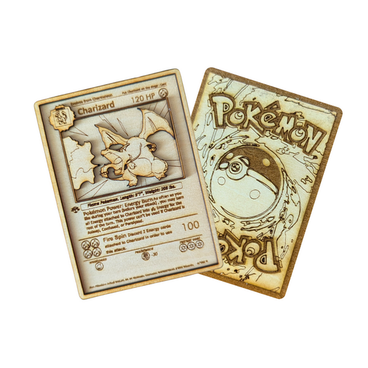 Carta Pokémon Charizard in Legno Multistrato con Incisione Laser 🔥
